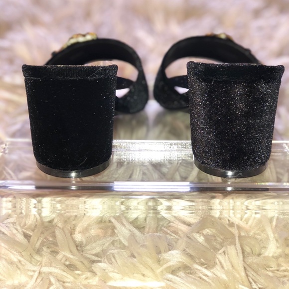 Mules - Picture 2 of 8